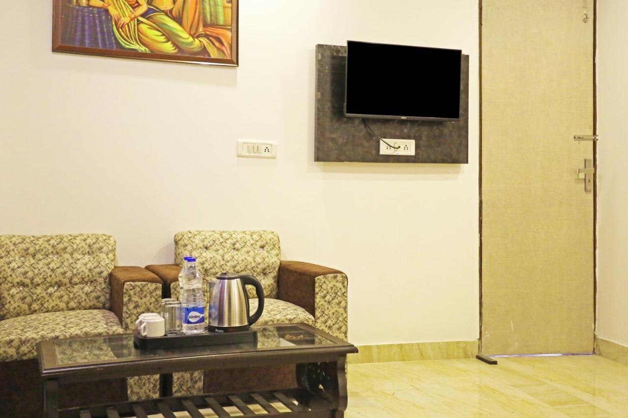 Hotel The Best Near Delhi Airport New Delhi Exterior photo